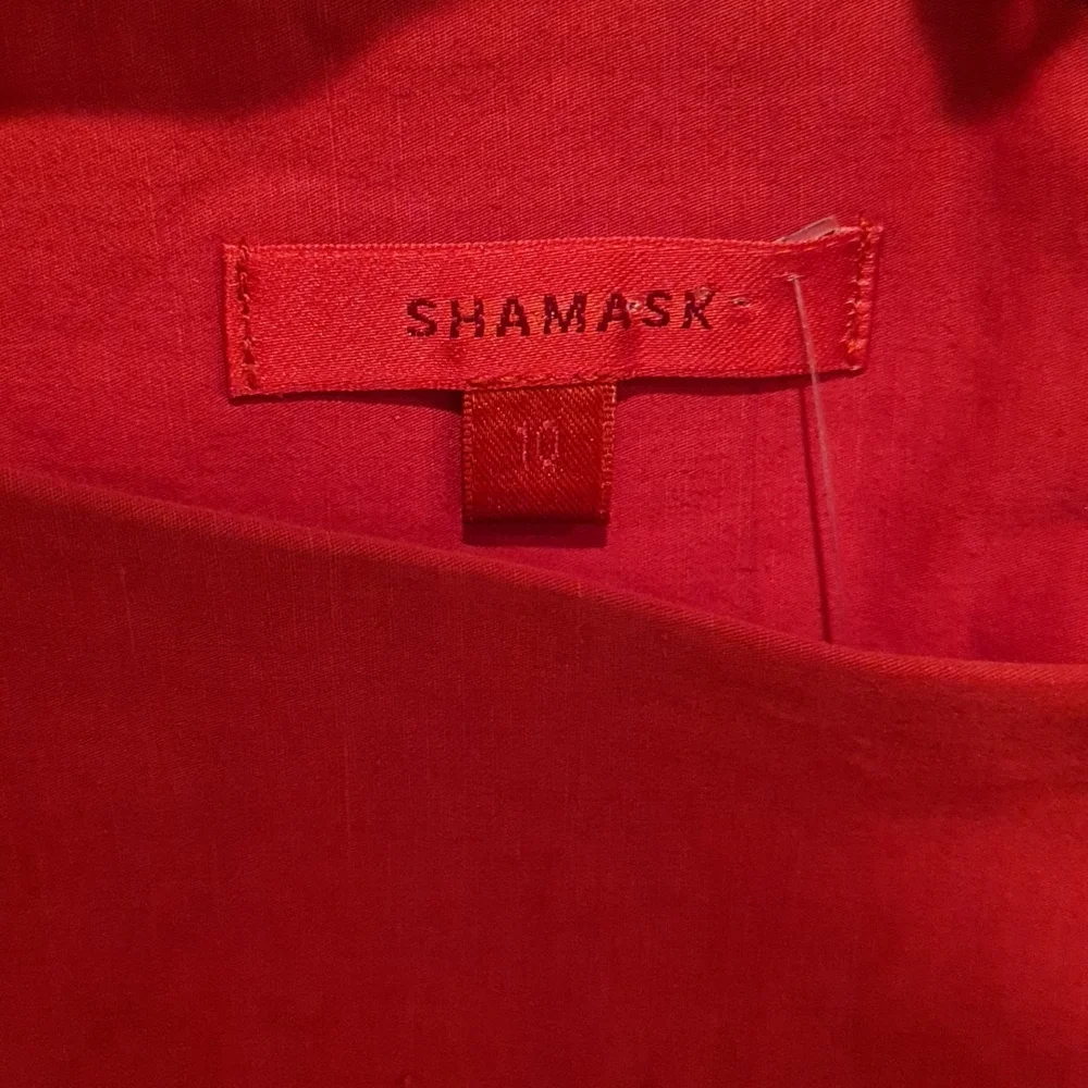 Red Dress - Picture 2 of 4